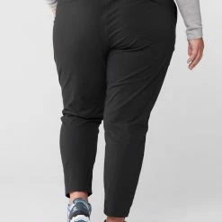 Mountain Hardwear Dynama/2 Ankle Pants - Women's Plus Sizes -Mountain Hardwear store 0058cbe3 bbbd 4bf3 ba26 fa7dc3baa967