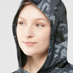 Mountain Hardwear Crater Lake Hoodie - Women's -Mountain Hardwear store 32e18f31 0607 4dbf a13d 79ed7518b8ae