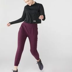 Mountain Hardwear Crater Lake Long Sleeve Crop Top - Women's -Mountain Hardwear store 81c8feab 9820 4c61 a409 e1476d498f81