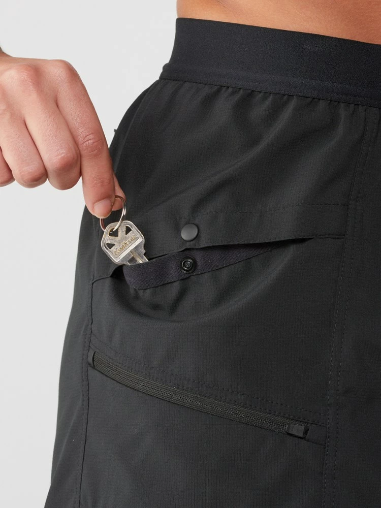 Mountain Hardwear Trail Sender Shorts - Women's 7 Mountain Hardwear Trail Sender Shorts - Women's - Image 5